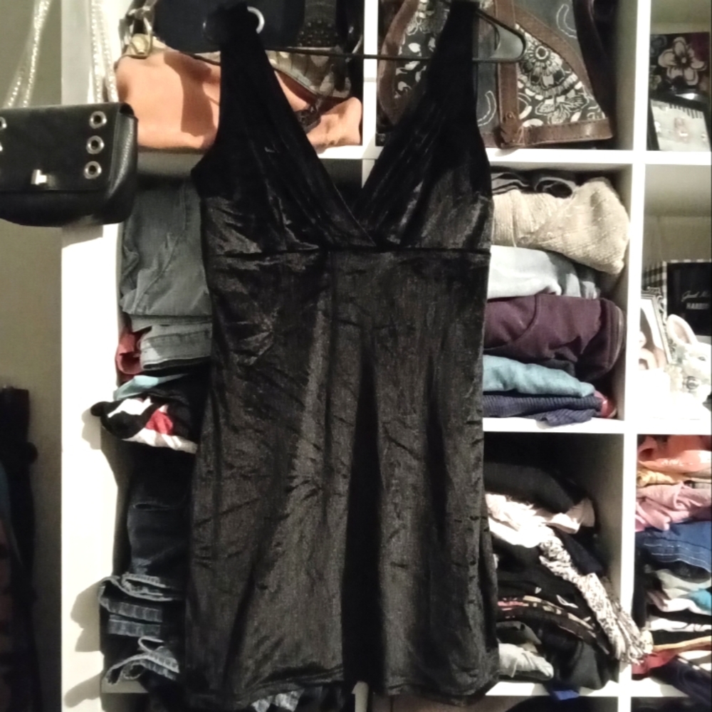 Wyldr  medium little black velvet dress